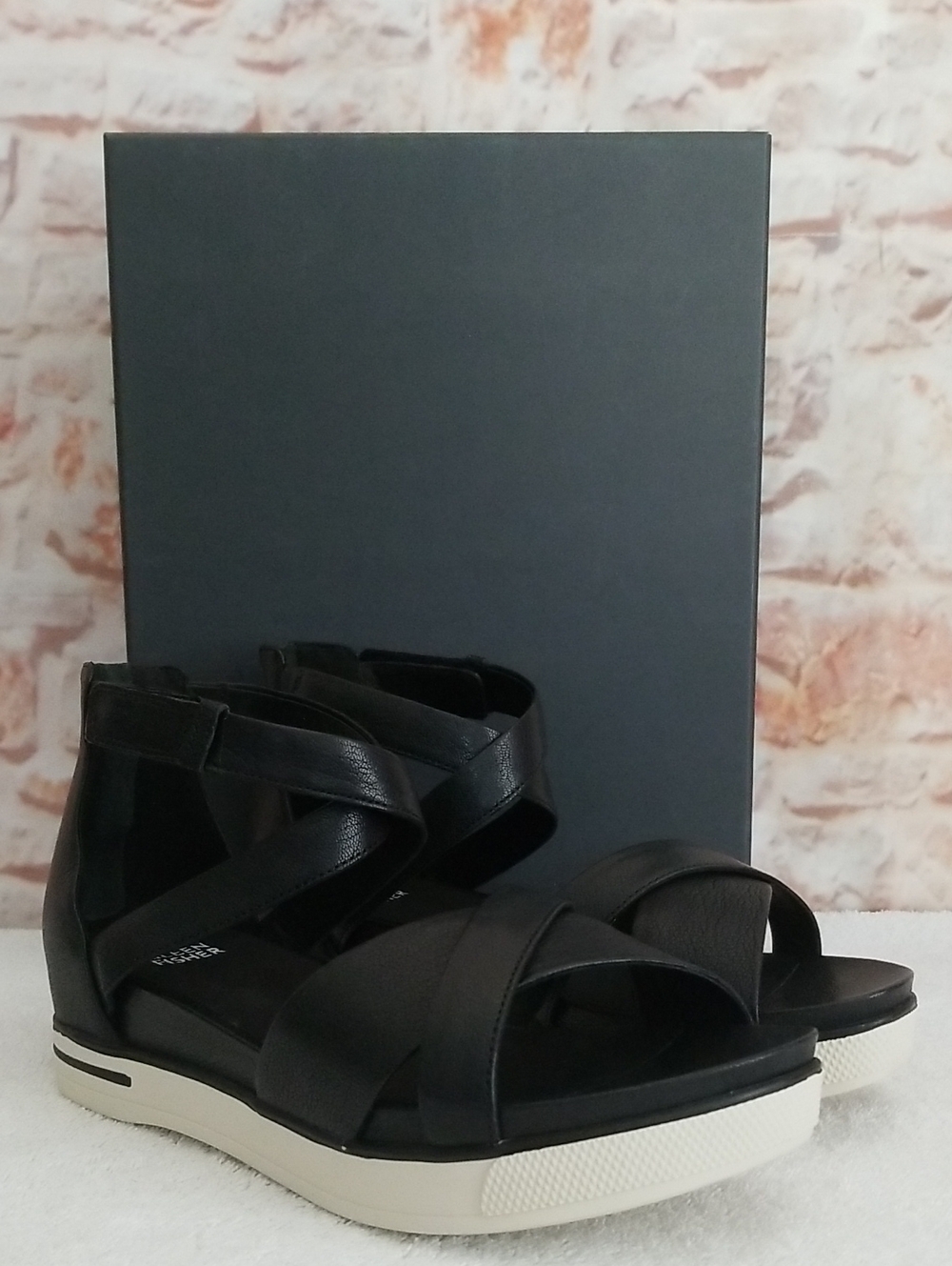 New Eileen Fisher Sally Leather Sandals